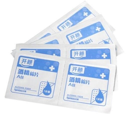 47*50mm Alkol Pedi Paketleme Makinası 1000pcs/Dk Otomatik Medikal