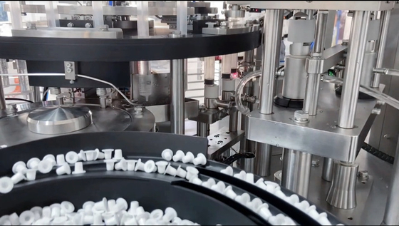 Plastik pasta gel ambalajı veteriner şırıngaları dağıtan doldurma ve kaplama makinesi