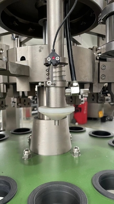 Kozmetik Pastası Krem Plastik Yapıştırıcı Alüminyum Yumuşak Küçük Tüp Kuyruk Yüksek Hızlı Piston Doldurma ve Sıfırlama Paketleme Makinesi