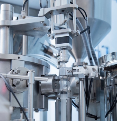 Otomatik Kontrol Ön Doldurulmuş Şırınga Doldurucu Siemens PLC Tıbbi Kozmetik Sanayi için