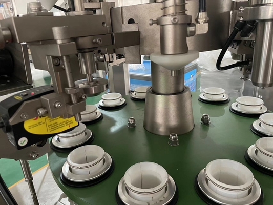 PLC Denetimli Dokunmatik Ekran Yumuşak Tüp Doldurucu Doldurucu 50 ila 220 mm'lik Laminatlı Tüpler İçin