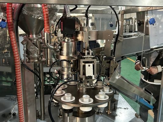 PLC Yumuşak Tüp Dolum ve Kapatma Makinesi 30-50 adet/dak Süt Ürünleri İçin