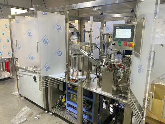 Automatic Plastic Syringe Filling and Plugging Machine for Liquid and Gel