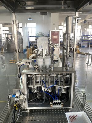 Önceden Doldurulmuş Şırıngalar İçin Yarı Otomatik Masaüstü Vakum Dolum ve Tıpa Makinesi