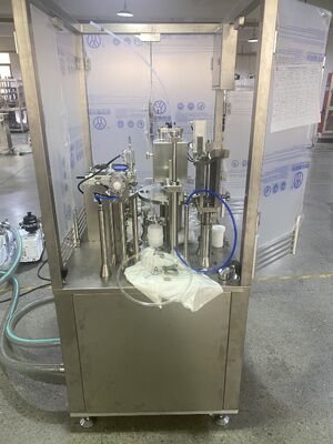 Yüksek viskozluklu kozmetik jel diş macunu kapağı tıkamak yem kilidi aşı şırıngası doldurma makinesi
