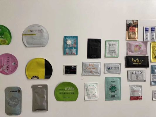 0.25m3/Min 60bags/Min 220V yüz maskesi katlama ve paketleme makinesi