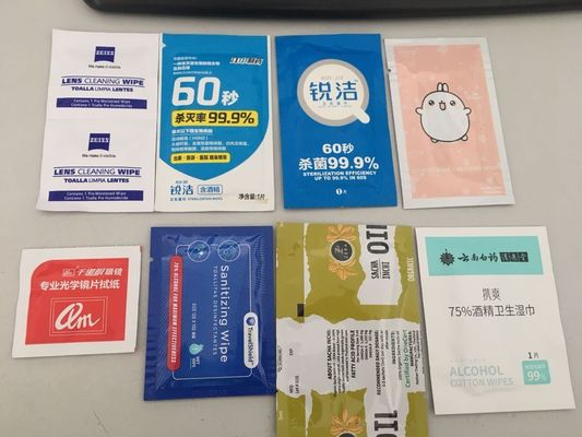 Profesyonel Tek Parça Islak Mendil Yapma Makinesi Dört Taraflı Sızdırmazlık Doku Paketleme Ekipmanları